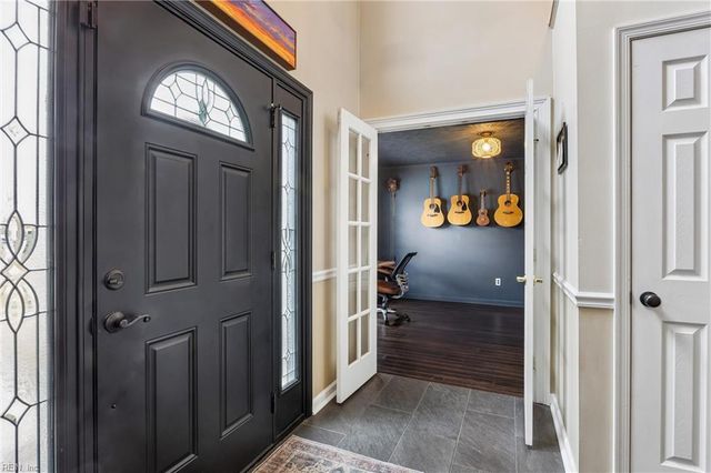 2135 Nicole DR, Hayes, VA 23072