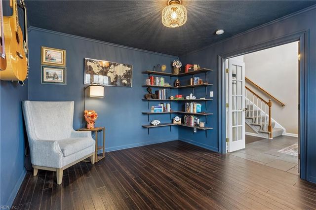 2135 Nicole DR, Hayes, VA 23072