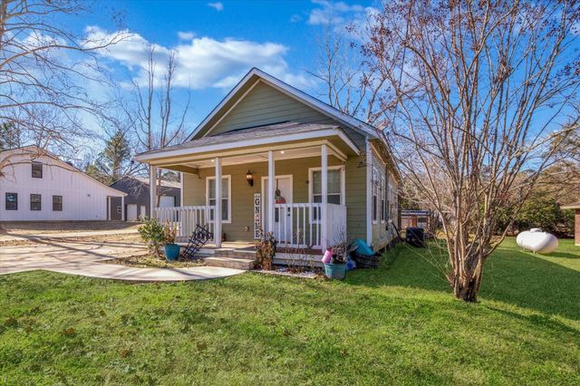 610 S Railroad Avenue, Shepherd, TX 77371
