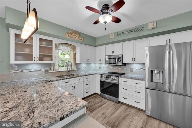 320 DANIEL ST, Wernersville, PA 19565