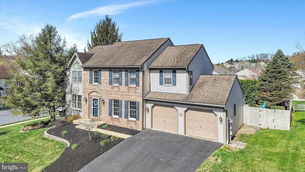 320 DANIEL ST, Wernersville, PA 19565