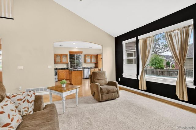 9108 W Vandeventor Drive, Littleton, CO 80128