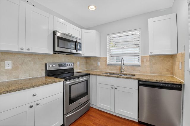 801 Meadowlark Lane, Delray Beach, FL 33445