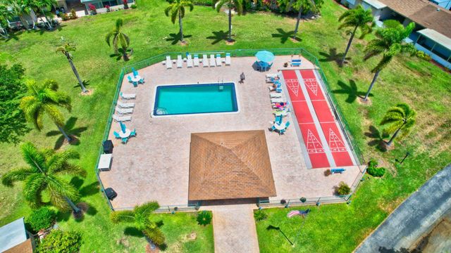 801 Meadowlark Lane, Delray Beach, FL 33445