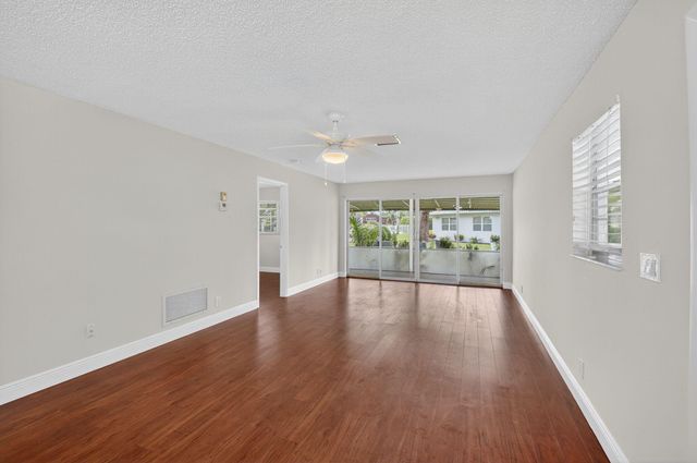 801 Meadowlark Lane, Delray Beach, FL 33445