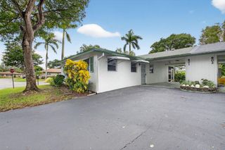 801 Meadowlark Lane, Delray Beach, FL 33445