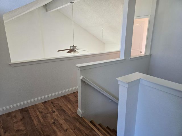 8879 N Barton Avenue, Fresno, CA 93720