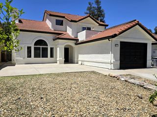 8879 N Barton Avenue, Fresno, CA 93720