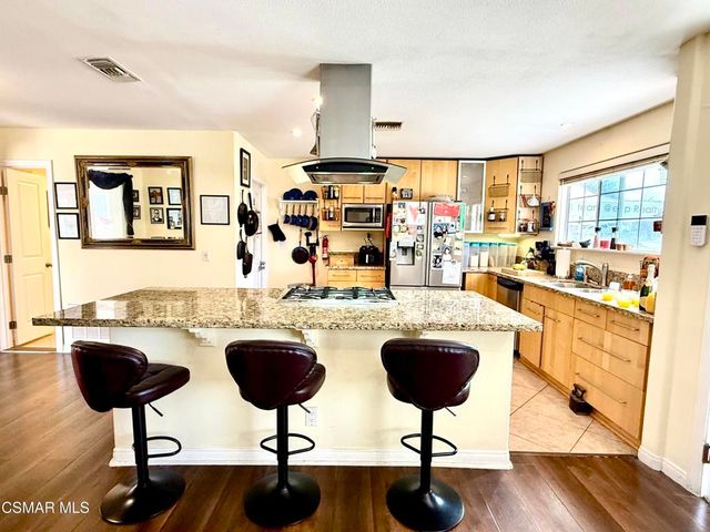 653 Calle Clavel, Thousand Oaks, CA 91320