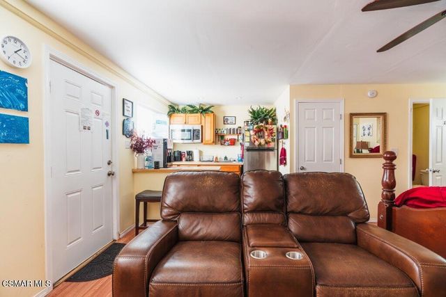 653 Calle Clavel, Thousand Oaks, CA 91320