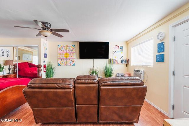 653 Calle Clavel, Thousand Oaks, CA 91320