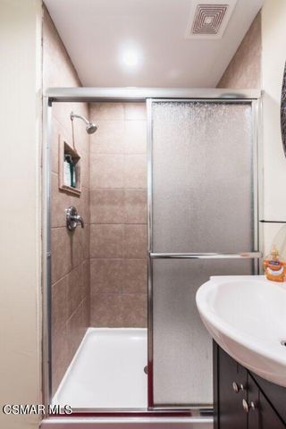 653 Calle Clavel, Thousand Oaks, CA 91320