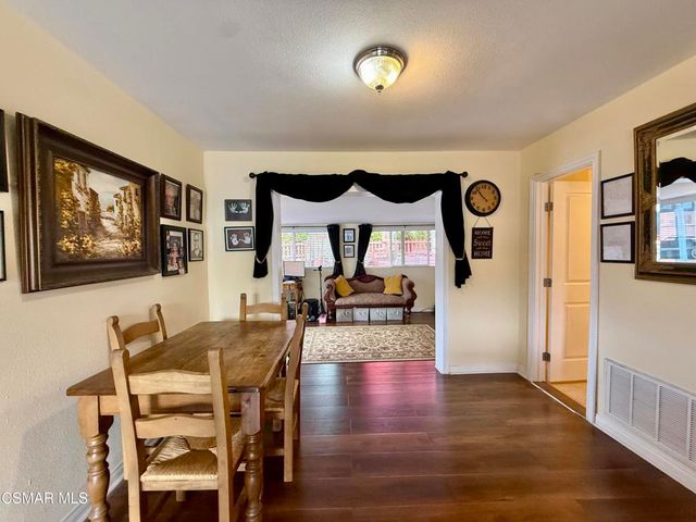 653 Calle Clavel, Thousand Oaks, CA 91320