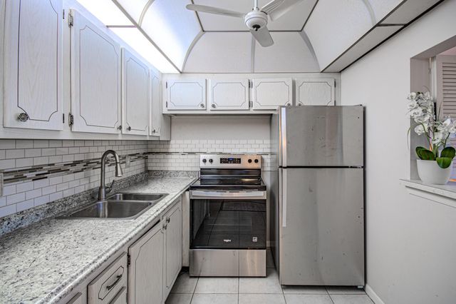 3016 Cambridge A 3016, Deerfield Beach, FL 33442