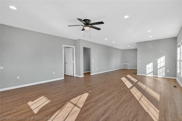 860 N Kennedy Avenue, Booneville, AR 72927