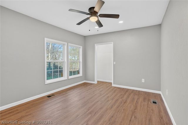 860 N Kennedy Avenue, Booneville, AR 72927