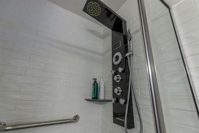 11355 N Woods Drive, Utica, MI 48317