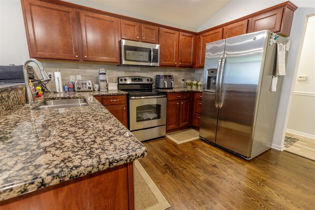 11355 N Woods Drive, Utica, MI 48317