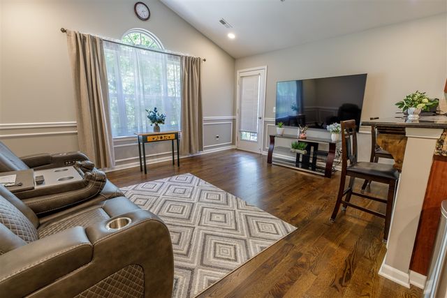 11355 N Woods Drive, Utica, MI 48317