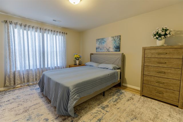 11355 N Woods Drive, Utica, MI 48317