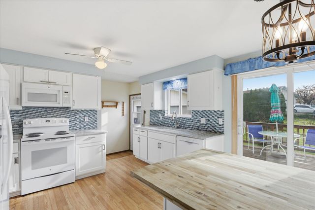 416 E Gettysburg Dr, Spokane, WA 99208