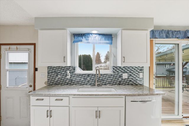 416 E Gettysburg Dr, Spokane, WA 99208