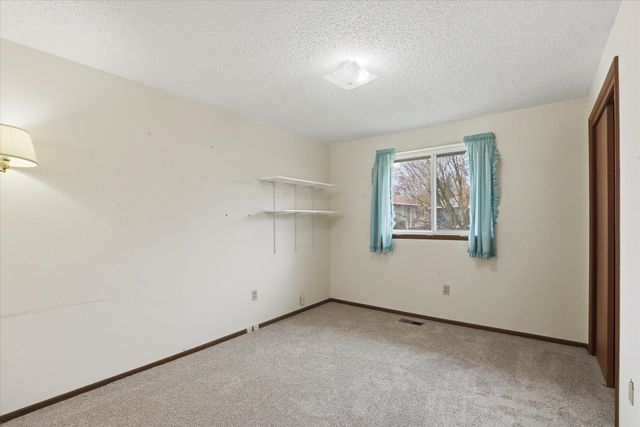 416 E Gettysburg Dr, Spokane, WA 99208