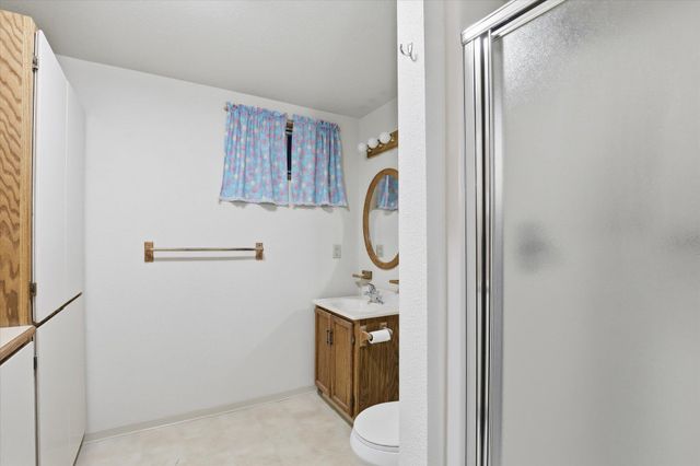 416 E Gettysburg Dr, Spokane, WA 99208