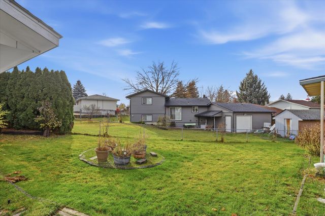 416 E Gettysburg Dr, Spokane, WA 99208