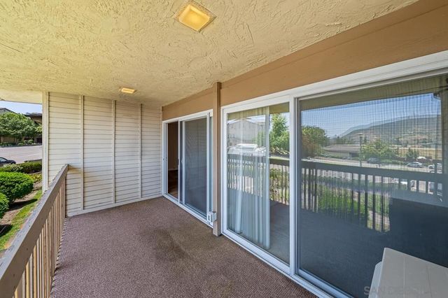 1044 La Ventana, San Marcos, CA 92078
