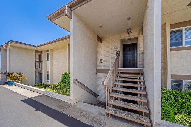 1044 La Ventana, San Marcos, CA 92078