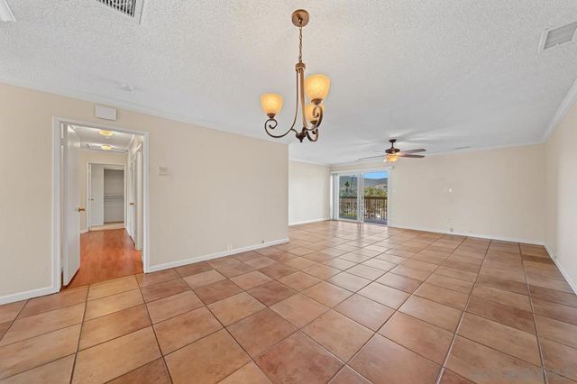 1044 La Ventana, San Marcos, CA 92078