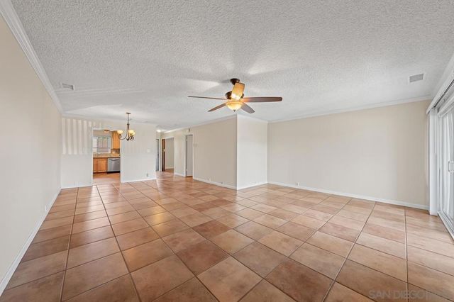 1044 La Ventana, San Marcos, CA 92078