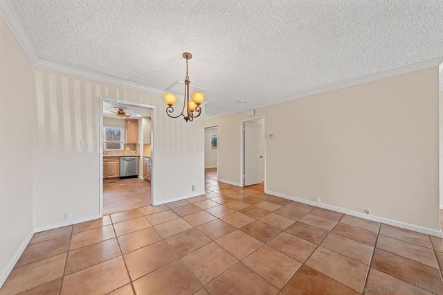 1044 La Ventana, San Marcos, CA 92078