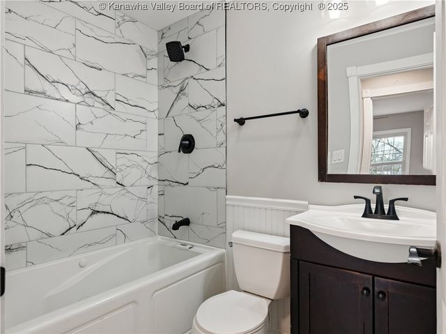 1501 Knob Road, Charleston, WV 25314