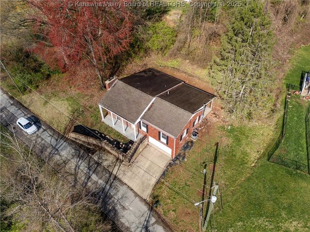 1501 Knob Road, Charleston, WV 25314