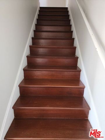 10389 Almayo Avenue 101, Los Angeles, CA 90064