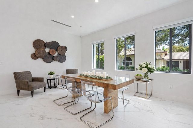 11861 NW 9 Street, Plantation, FL 33325