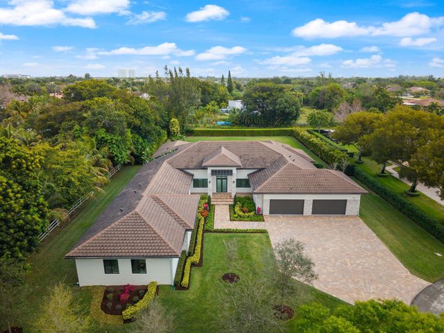 11861 NW 9 Street, Plantation, FL 33325