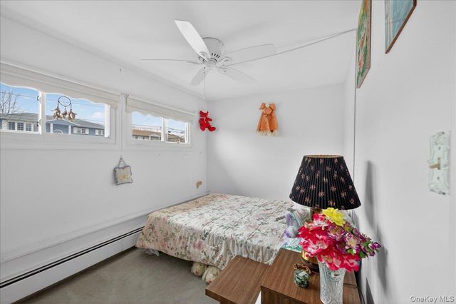 41 N Kings Avenue, Lindenhurst, NY 11757