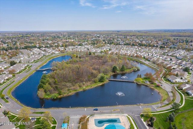 190 Tanager Drive, Monroe Twp, NJ 08831