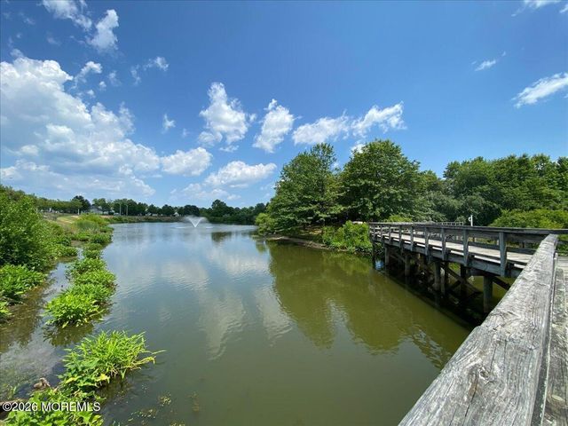 190 Tanager Drive, Monroe Twp, NJ 08831