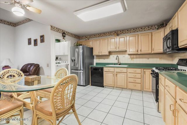 190 Tanager Drive, Monroe Twp, NJ 08831