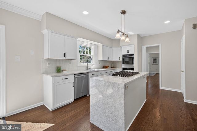 20116 SWEET MEADOW LN, Gaithersburg, MD 20882