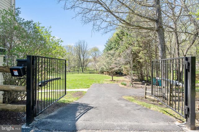 20116 SWEET MEADOW LN, Gaithersburg, MD 20882