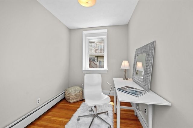 1 Bay View Place, Boston, MA 02127