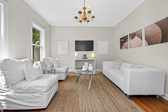 1 Bay View Place, Boston, MA 02127