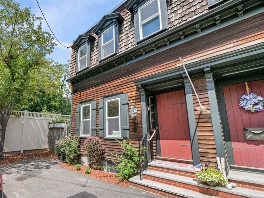 1 Bay View Place, Boston, MA 02127
