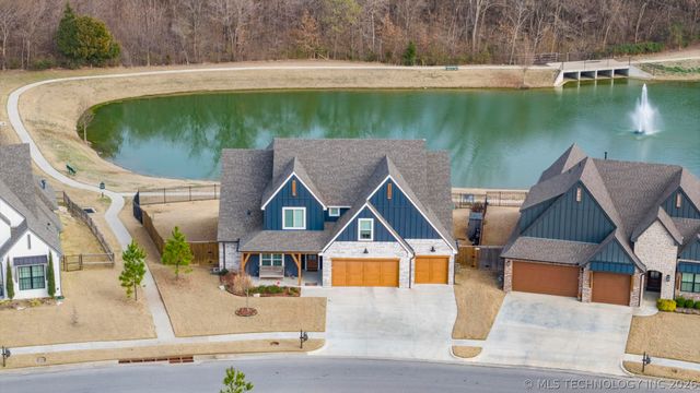 14229 S College Avenue, Bixby, OK 74008