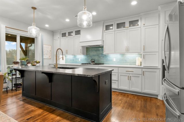 14229 S College Avenue, Bixby, OK 74008